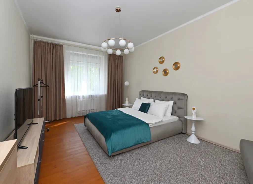 Квартира 3-комнатная Квартира — Калининград