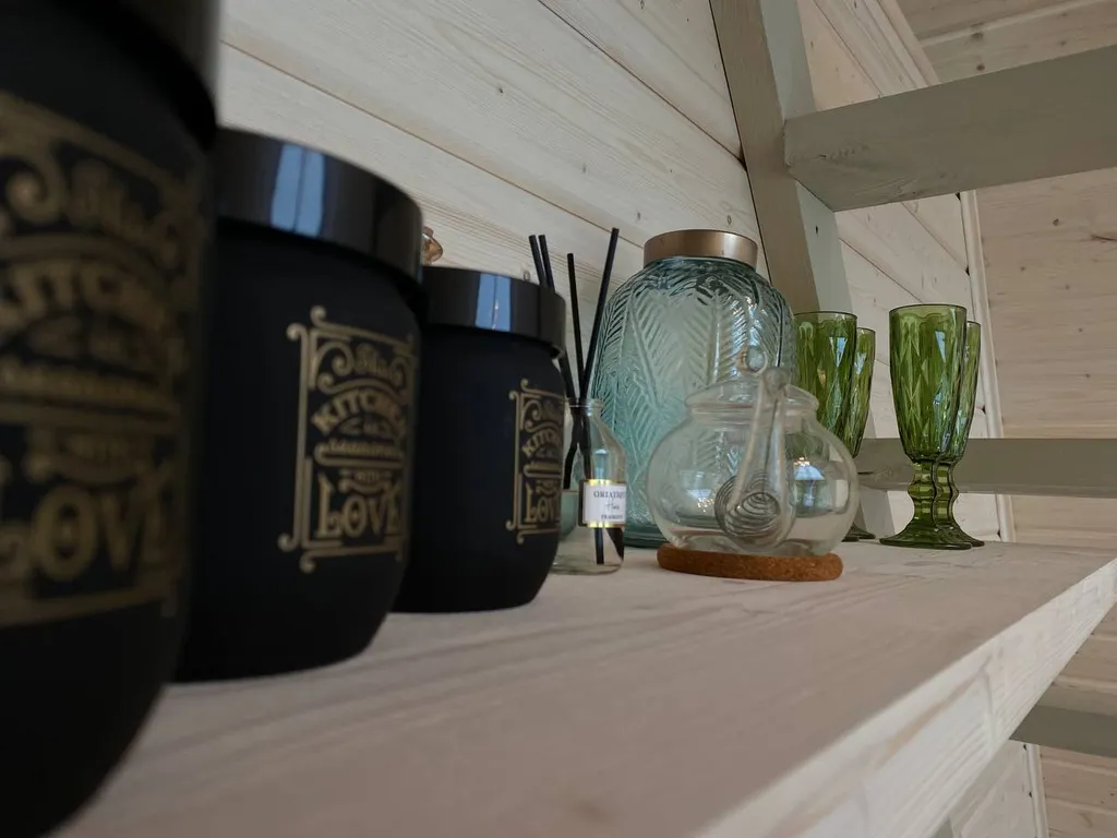 Дом с баней и  чаном у горячего источника