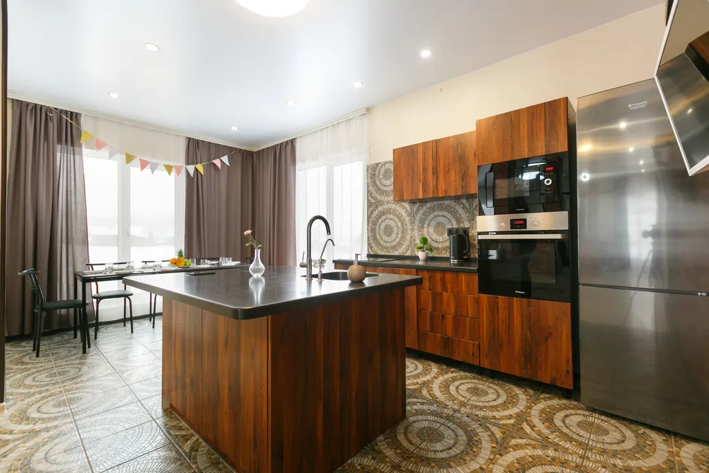 Просторный двухэтажный коттедж