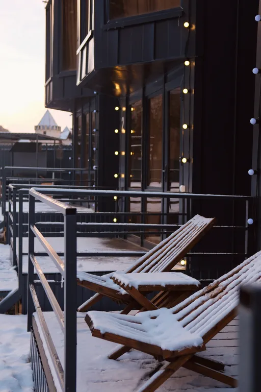 Двухэтажный дом с кухней 1