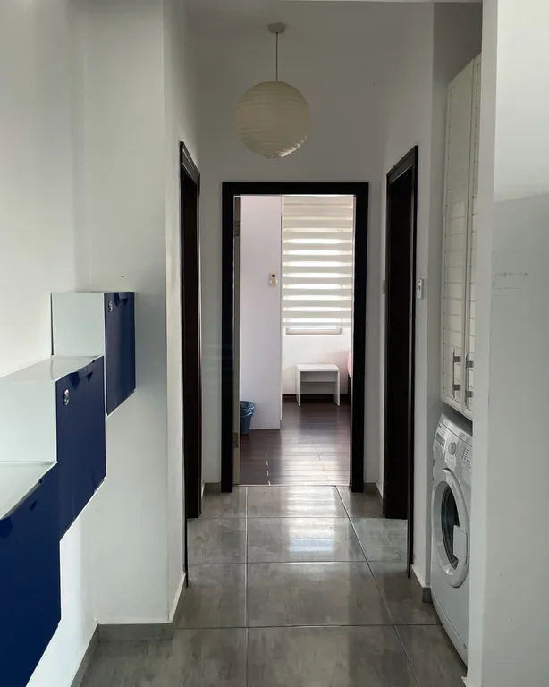 Комната в трёхкомнатной квартире