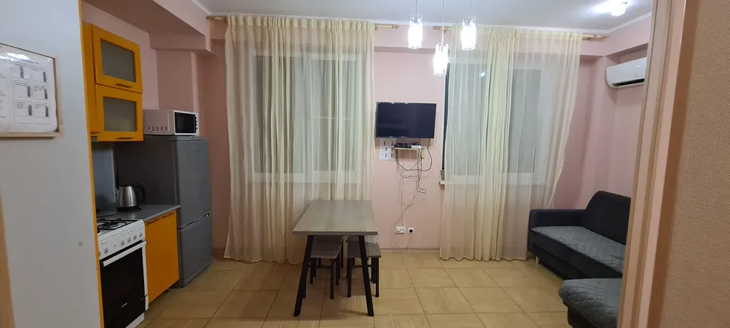 Уютная квартира в центре Адлера,5 мин.до моря,рядом Сочи-парк