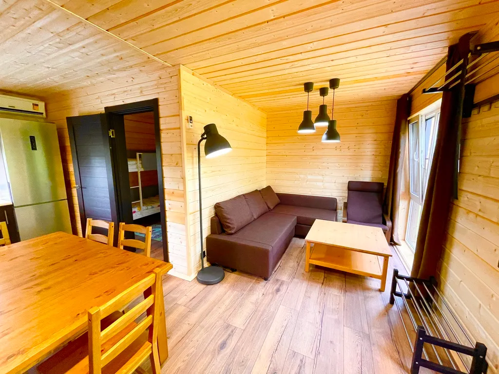 Дом Благодать у пруда семейный