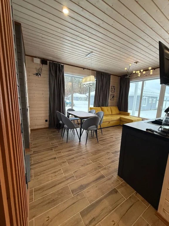 Дом с двумя спальнями на озере Сямозеро в Карелии