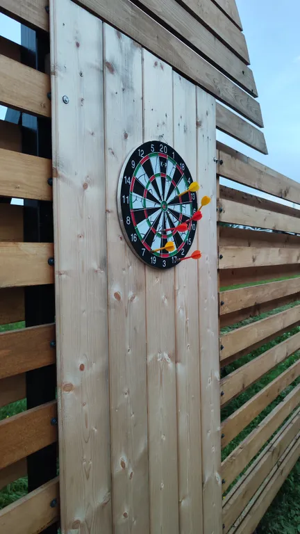 Домик для пар, чаном на дровах и видом на березовый лес в МО.