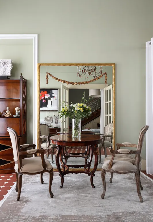 Вид на Мойку, у Невского, 2 этажа