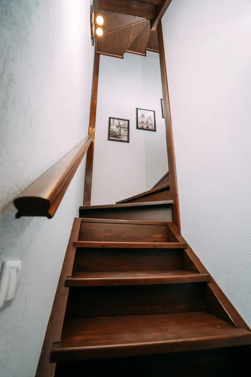 Вилла в горах с великолепным видом на долину и море