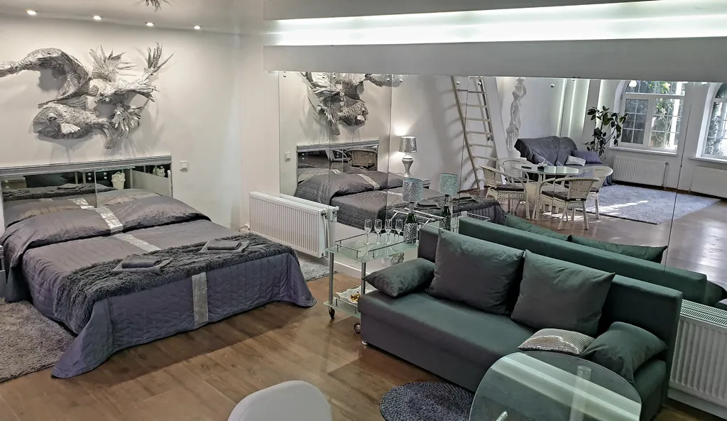 Студия люкс с закрытой территорией