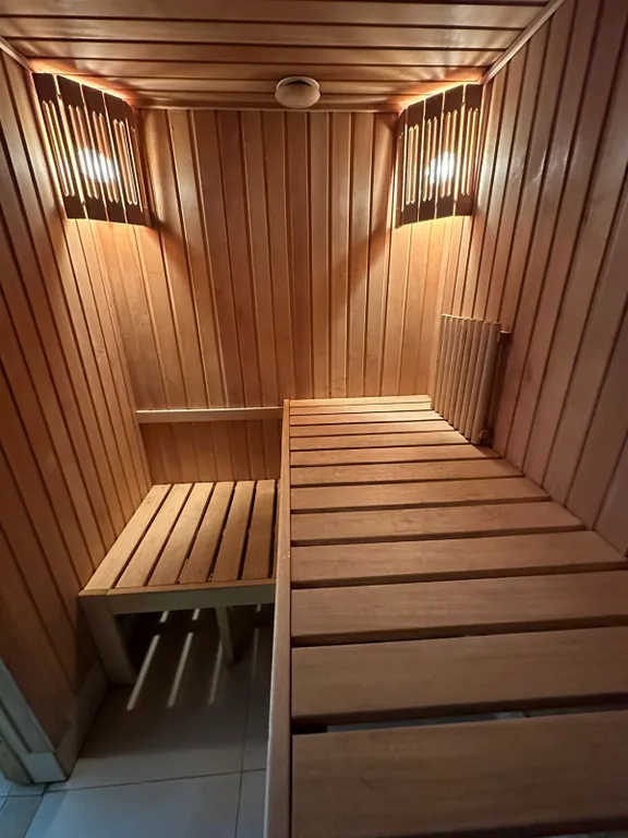 4-комнатная Квартира