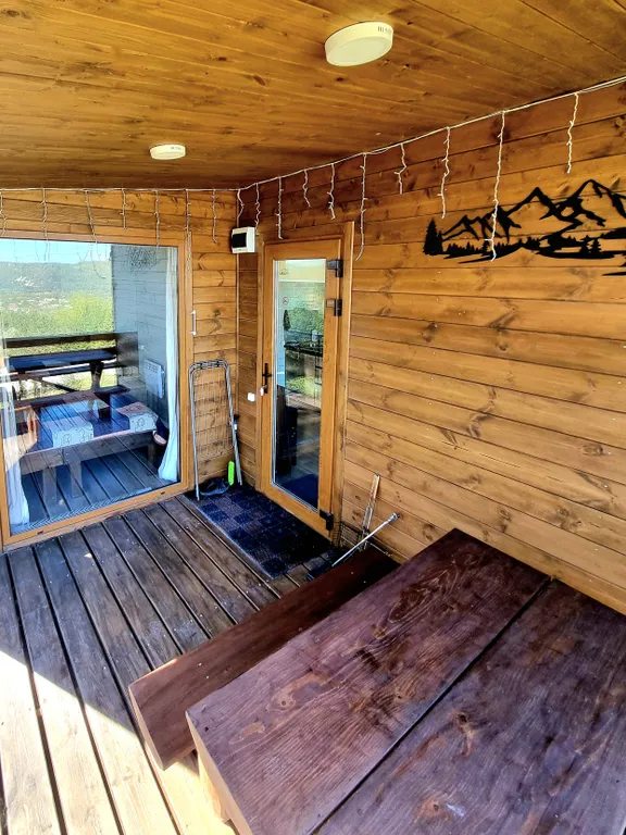 Домик в горах с панорамным видом и всеми удобствами