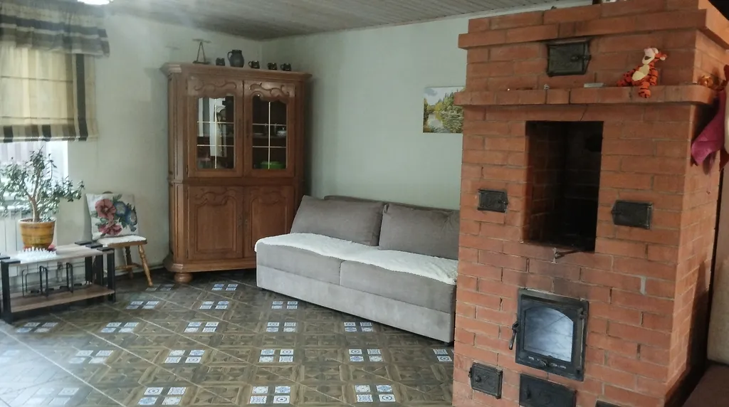 Хутор Избушка на опушке леса, возле реки