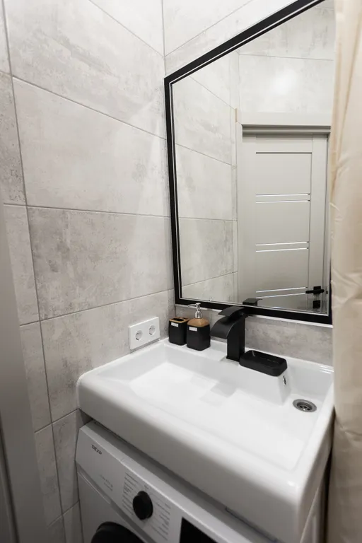 Стильная дизайнерская квартира