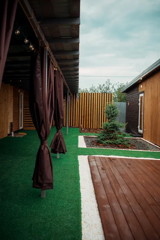 Дом с бассейном и баней