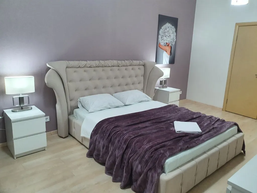 Квартира в новом доме с паркингом — аренда посуточно в Донецк