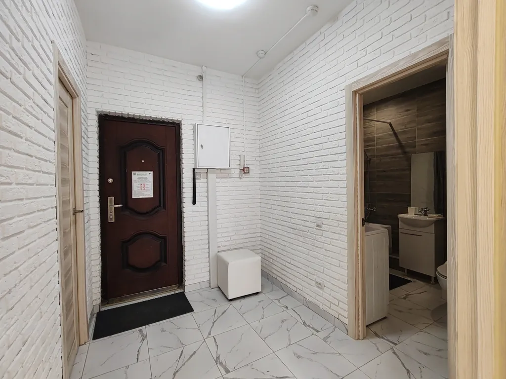 Znsrent Металлургов 106