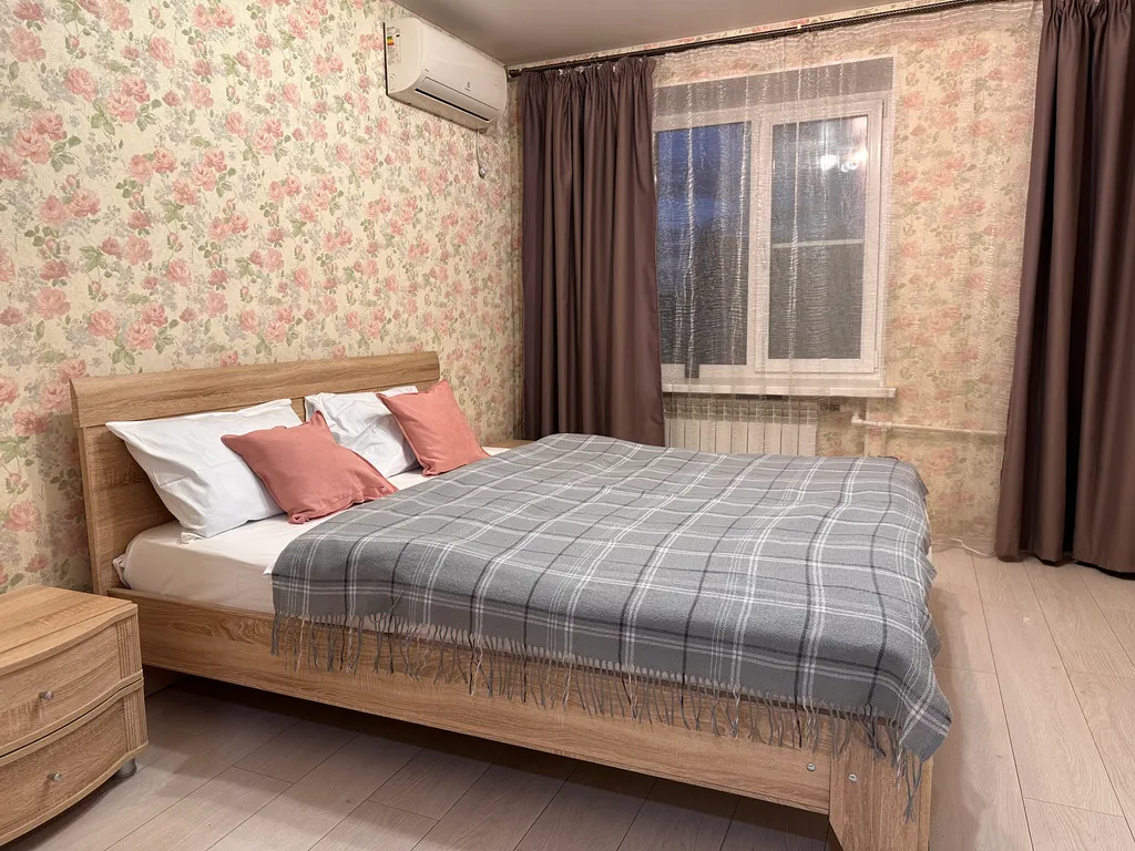 Семейная трёхкомнатная квартира с видом на Вознесенский храм