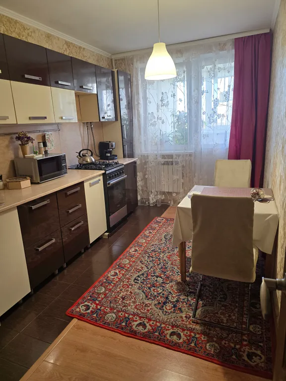 Квартира в радужном