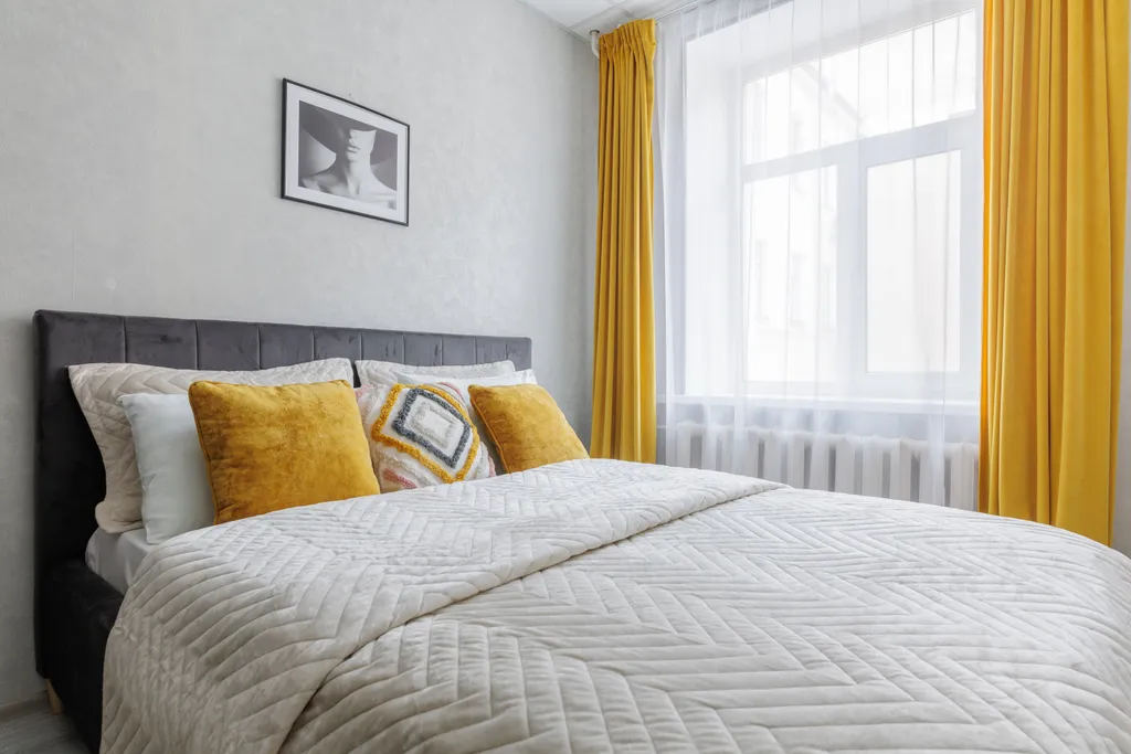 Квартира Просторная квартира у Дворцовой с 4 комнатами DereMRents — Санкт-Петербург