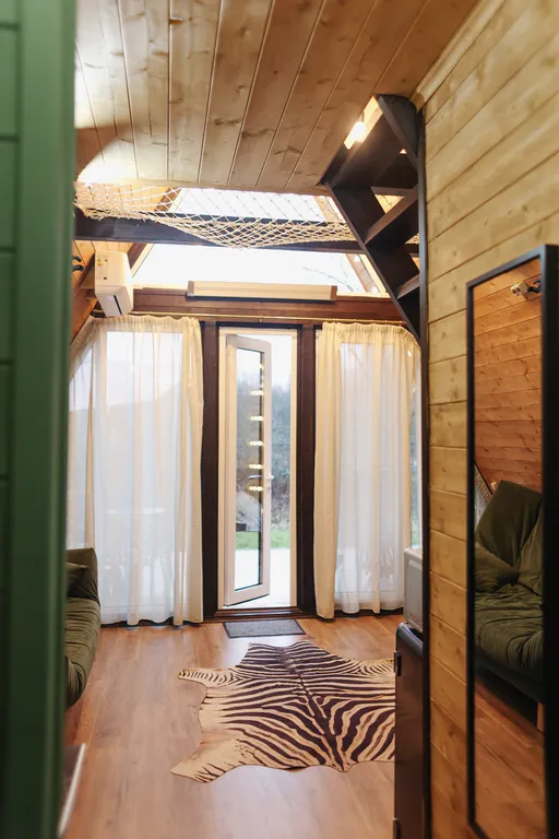 Комфортный дом с видом на лес