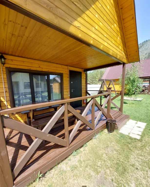 Домик-студия с террасой