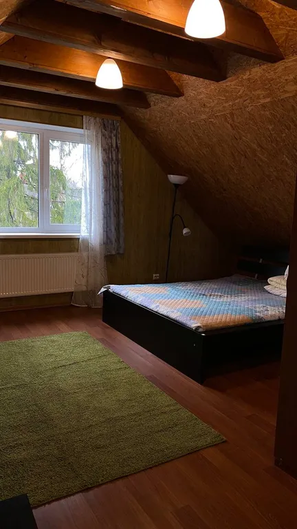 Квартира Мансардный этаж в коттедже — аренда посуточно в Санкт-Петербург