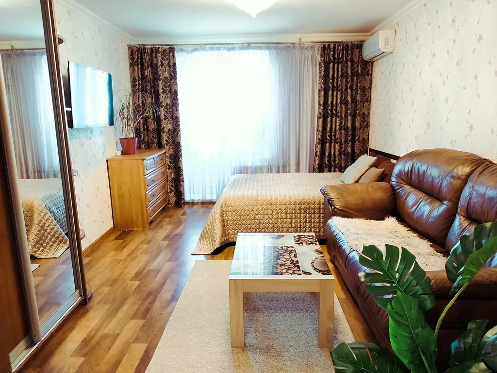 2х-комн.квартира с 2мя спальнями и стоянкой — аренда посуточно в Волжский