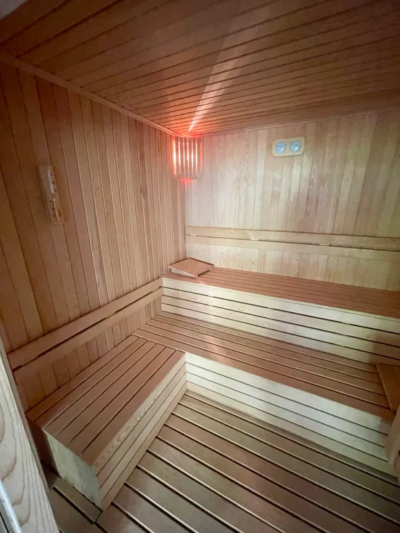 Luxury Flat 300m to the Beach