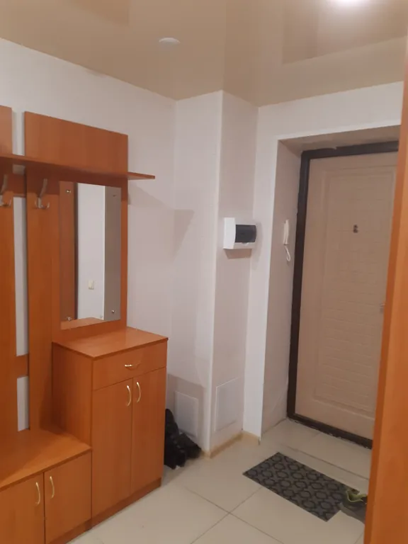 Просторная с большой кухней 2-я квартира