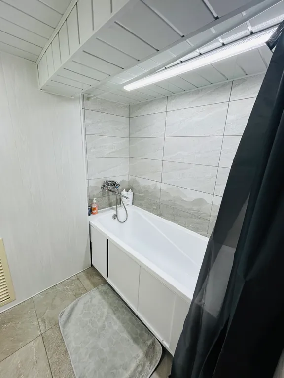 Домик в центре города