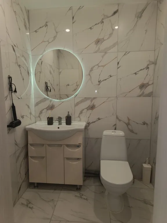 Дом с теплым бассейном и баней