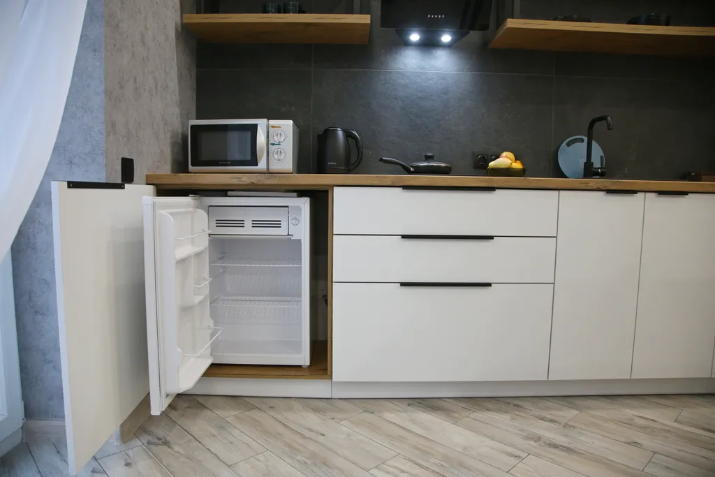 Стильные апартаменты "Кандинский" в центре города у моря