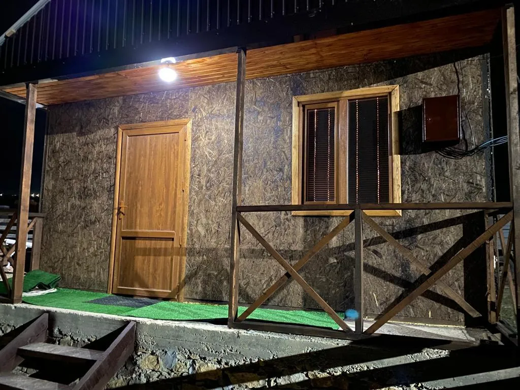 Уютный, чистый, аккуратный гостевой домик с видом на водопад