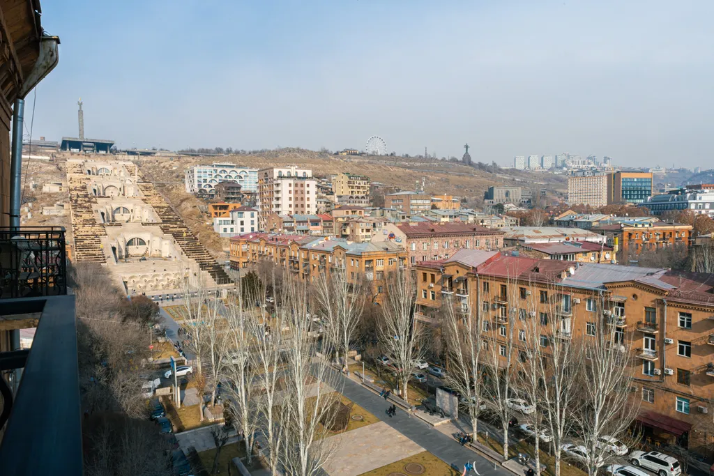 Апартаменты с видом на Каскад