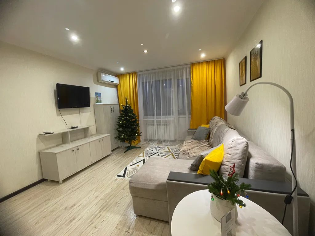 Просторная трешка в самом центре