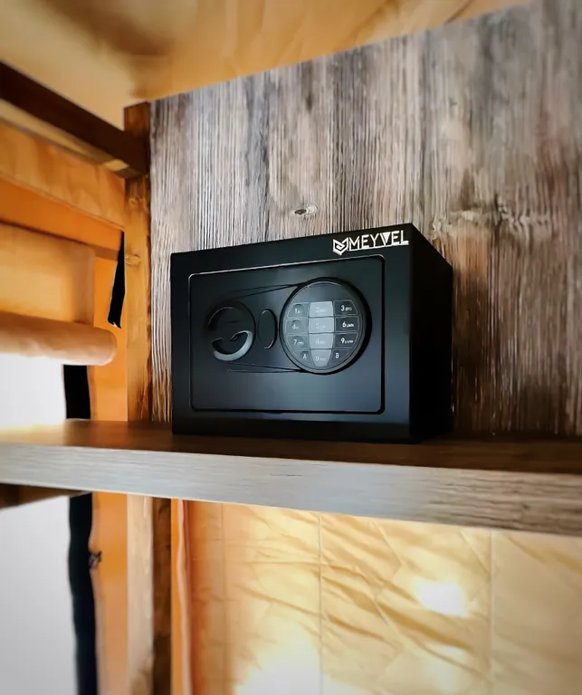 Домик-шатер