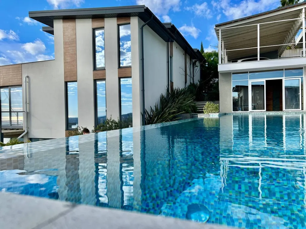 Коттедж Дом с видом на море — аренда посуточно в Сочи