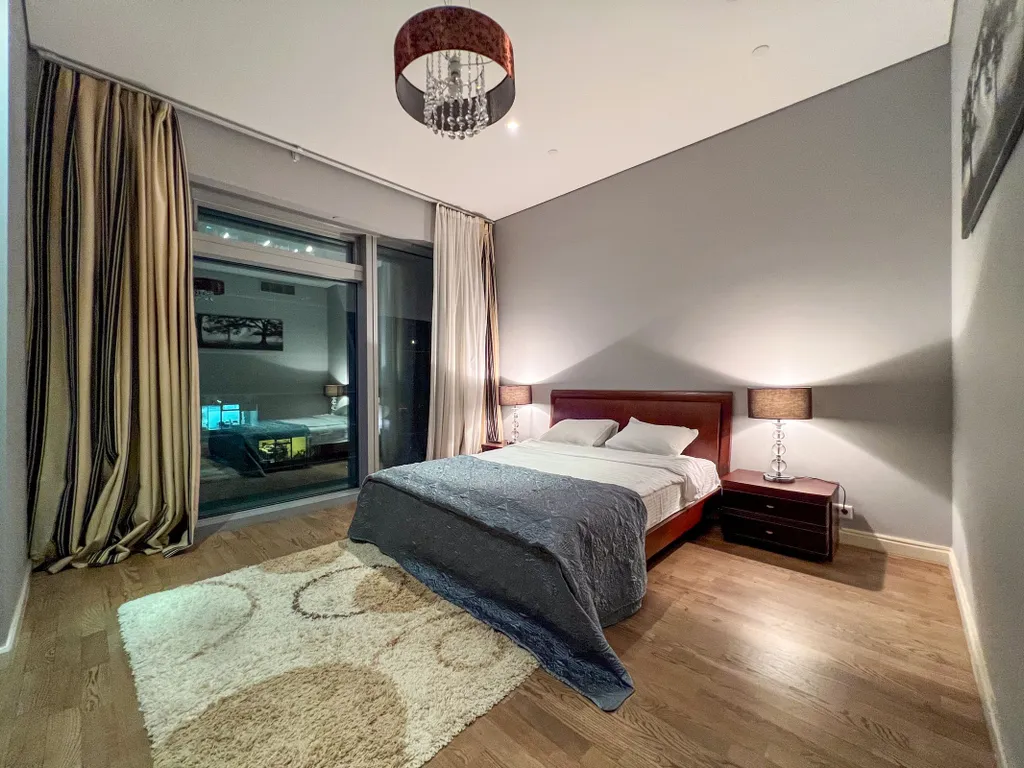 Угловые 3-комнатные апартаменты в Москва сити на 52 этаже