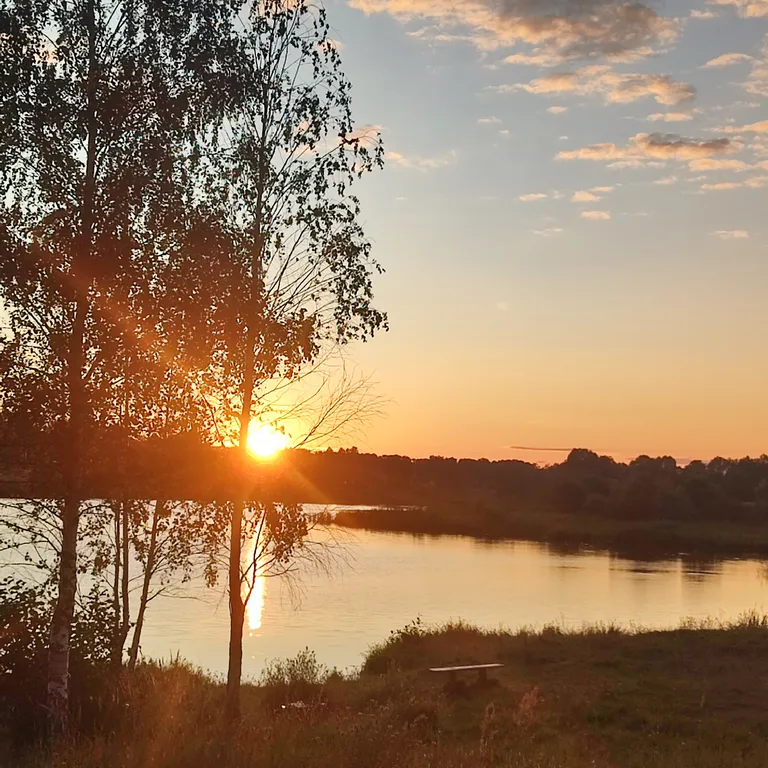 Дом с баней на озере