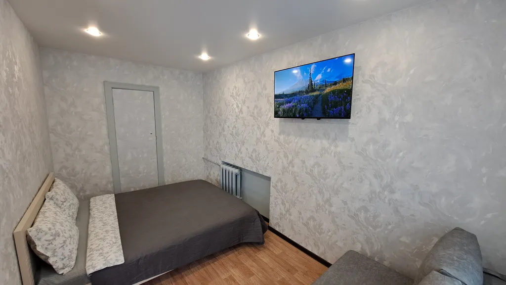 Уютная двухкомнатная квартира Ленина 95