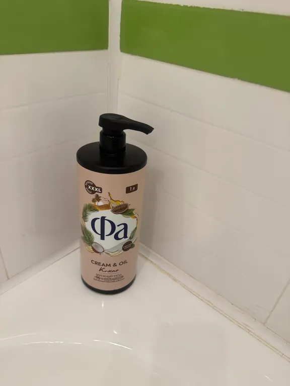 Большая евро-двухкомнатная квартира в самом центре у ТЦ Титан Арена.