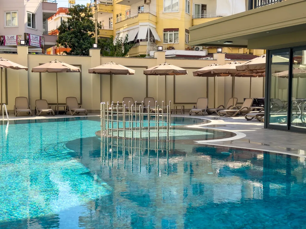 Elize апартамент, море и ритм города