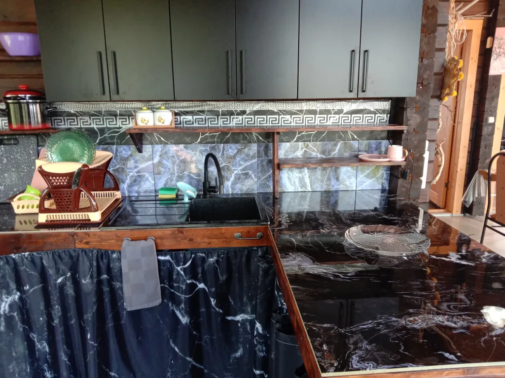 Этаж под ключ с видом на море, лес и горы