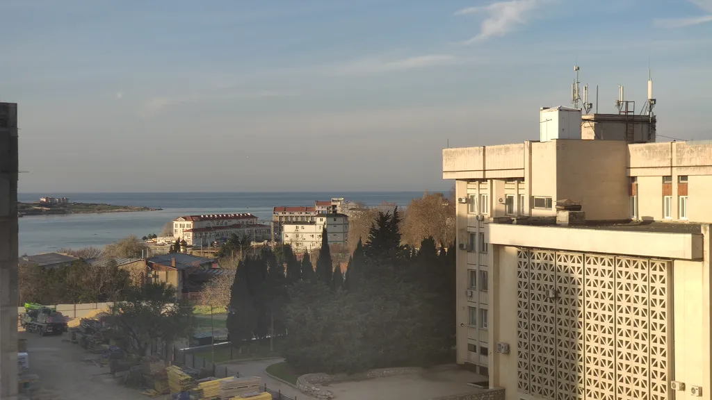 Квартира Квартира в Севастополе у парка Победы и пляжа Омеги с видом на море — Севастополь