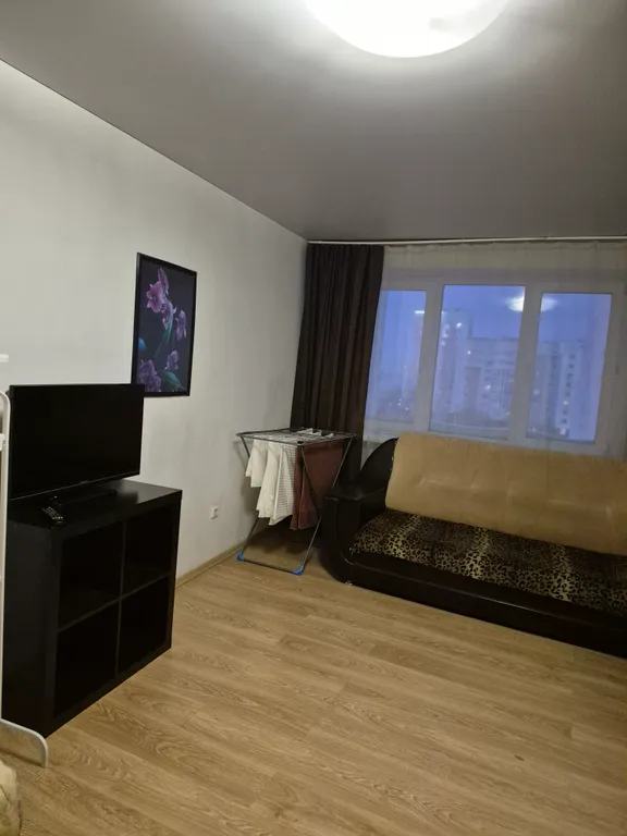 Большая  3-комнатная квартира при въезде в г Уфа со стороны аэропорта