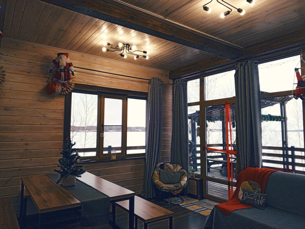 Парящий дом на Волге