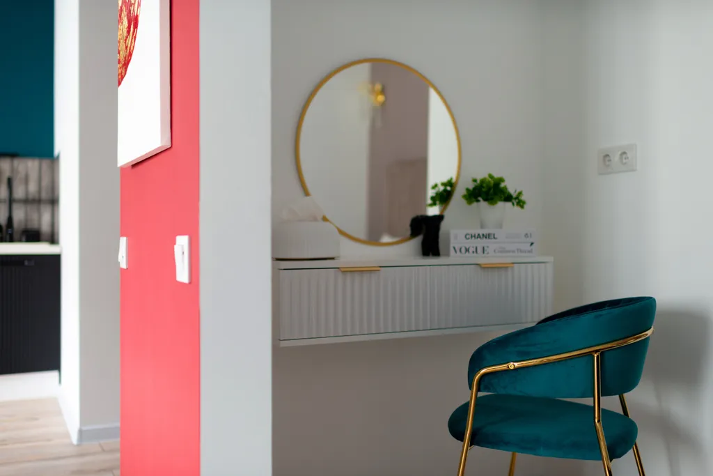 Квартира Квартира Red flat -современный апартамент комфорт класса. — Тюмень