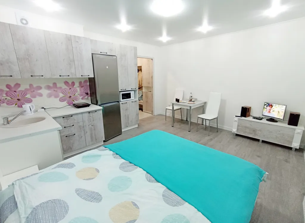 Уютная студия на 19 этаже в новом доме