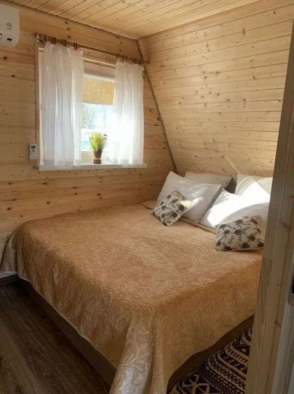 Коттедж Дом на первой береговой линии с видом на озеро номер Аб — Лабинск