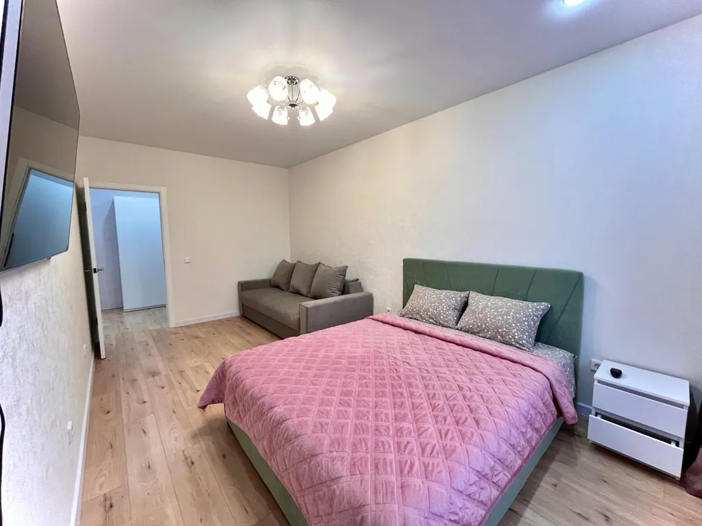 Просторная полноценная 2-комнатная квартира рядом с Аэропортом