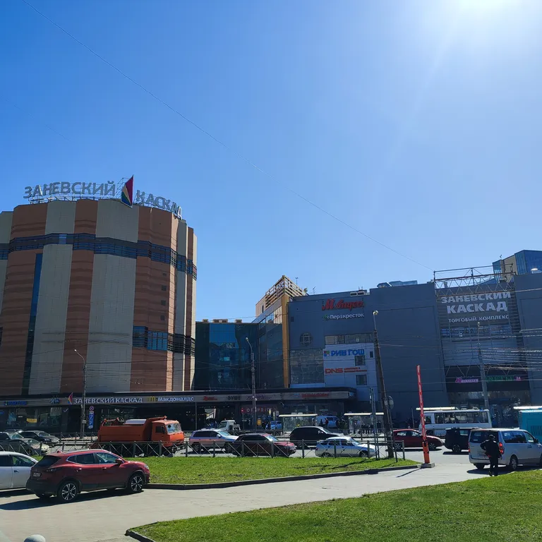 Чистая студия Black and White в 3 минутах от метро и жд вокзала
